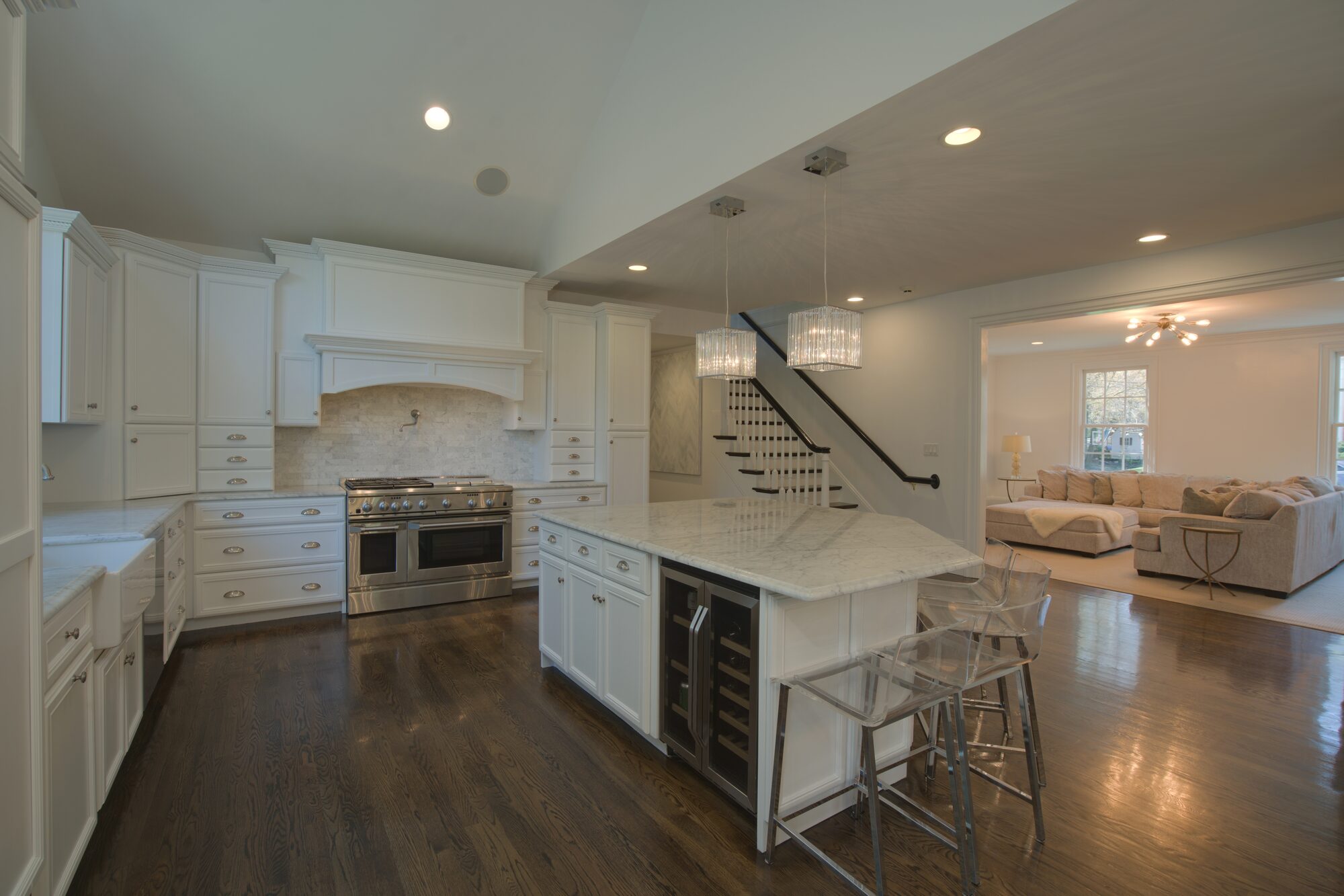 KITCHEN — straight merge