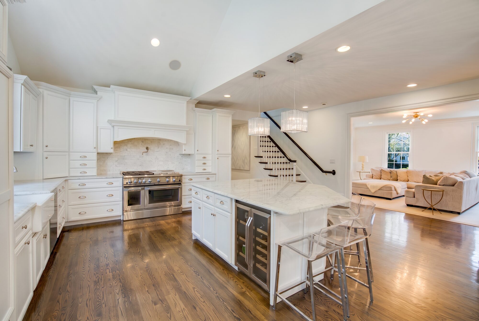 KITCHEN — delivered